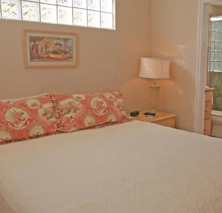 Villa 357Cl 357 Claressa Ave